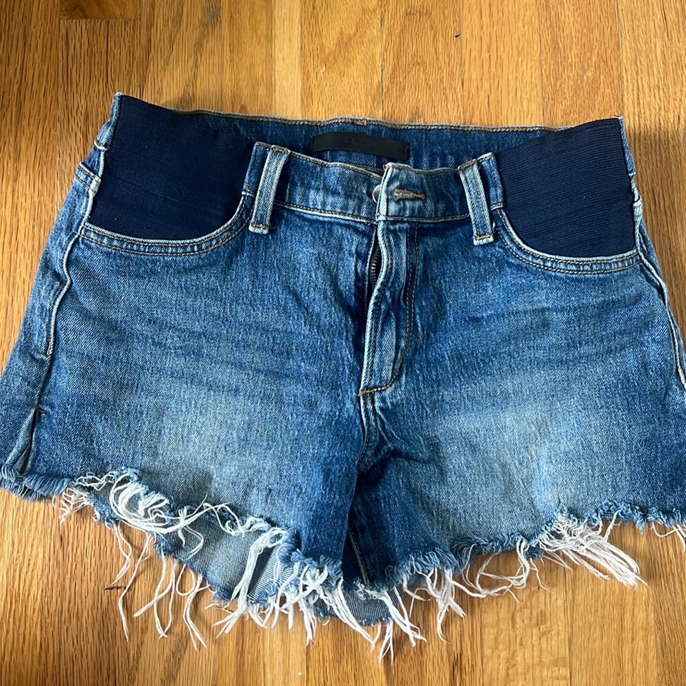 Joe’s The Ozzie 4” cut off maternity Jean shorts